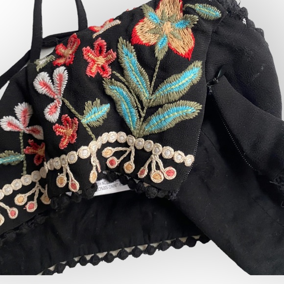Forever 21 Floral Embroidered Bralette Black Crop Top (L) - Picture 11 of 15